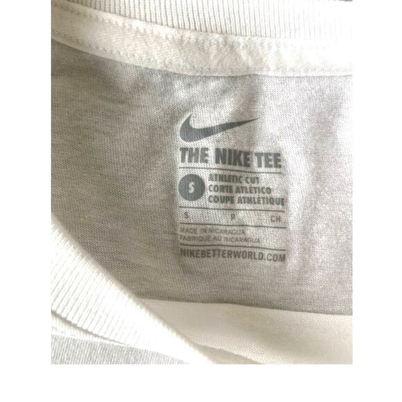 Nike Tee Boys & Girls S *NWT - Picture 2 of 6